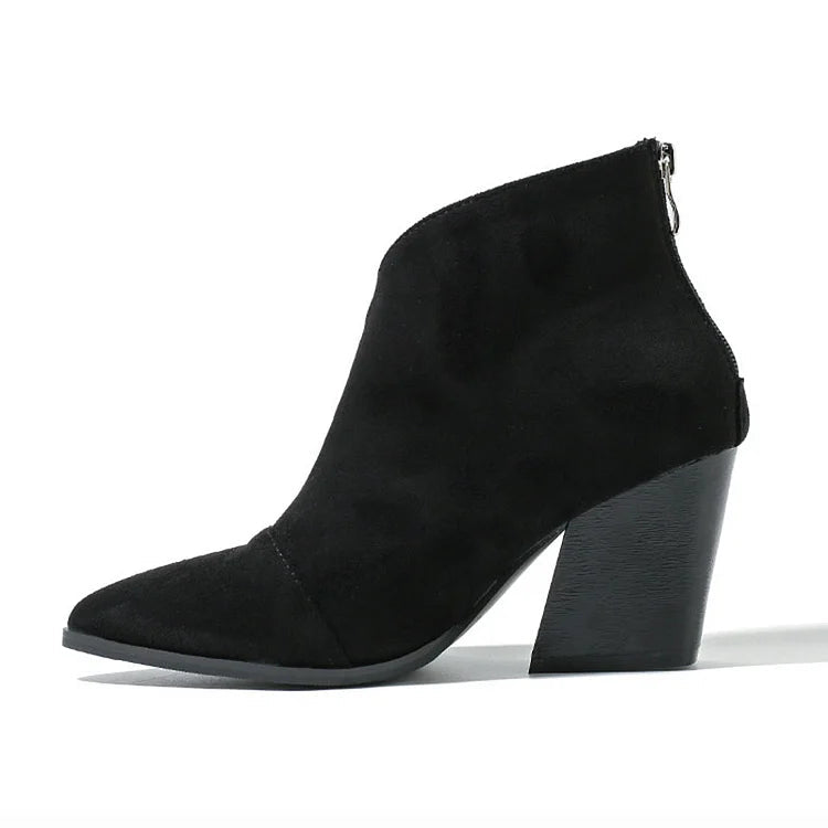 POINTED ANKLE BOOT WITH PREMIUM EFFECT