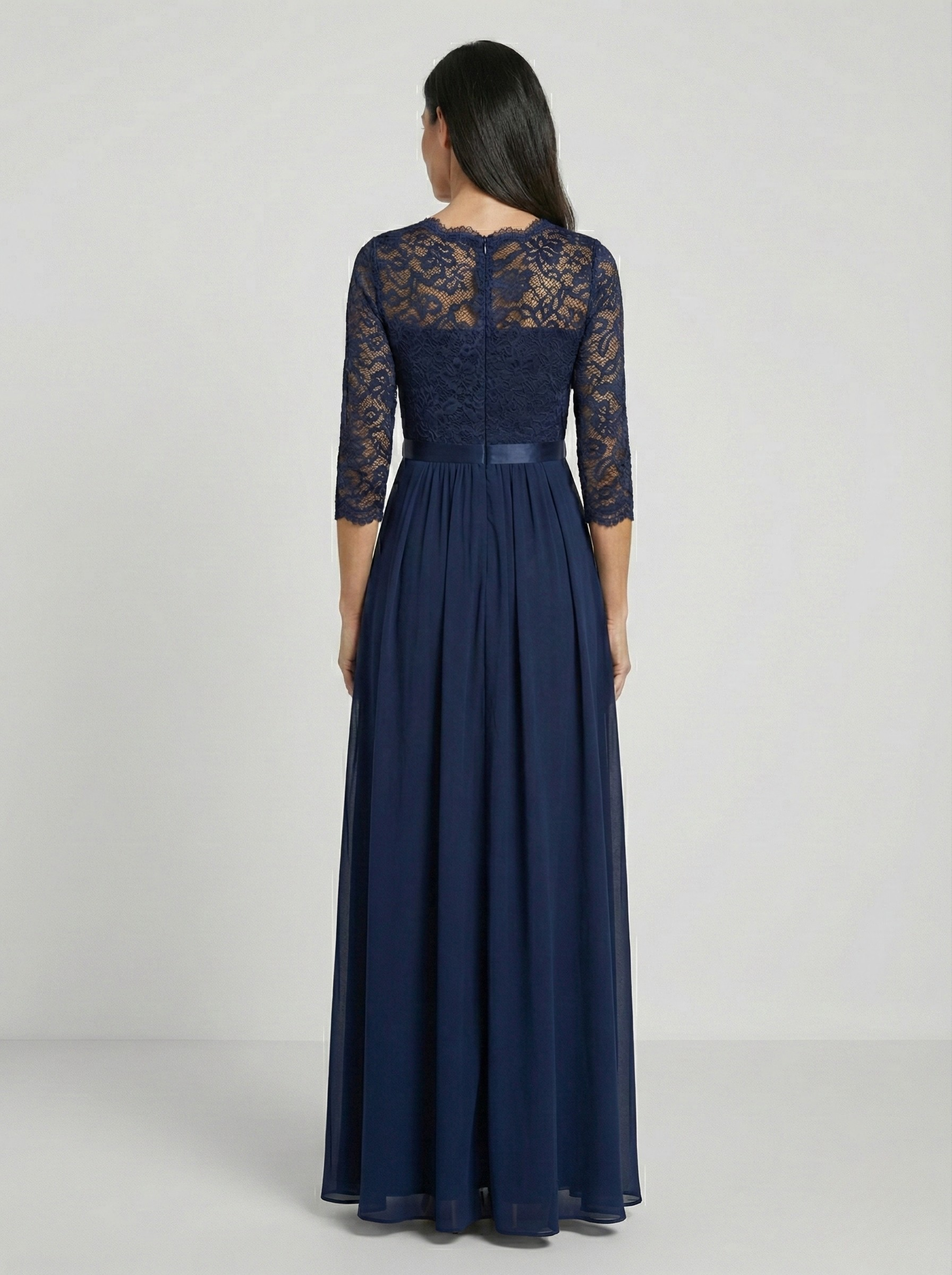 Marisol™ | Timeless Lace Evening Gown